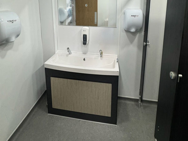 WEB castle Donington college_0002_Castle Donington college 4.jpg WEB castle Donington college_0002_Castle Donington college 4.jpg