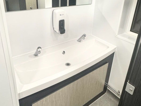 WEB castle Donington college_0003_Castle Donington college image.jpg WEB castle Donington college_0003_Castle Donington college image.jpg